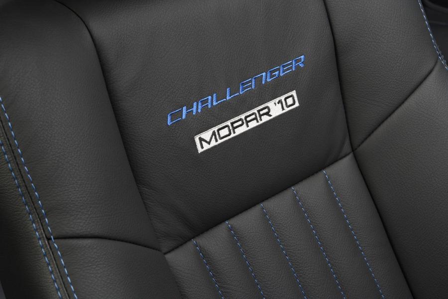  Mopar Challenger 2010 года  (фото 7 из 16)
